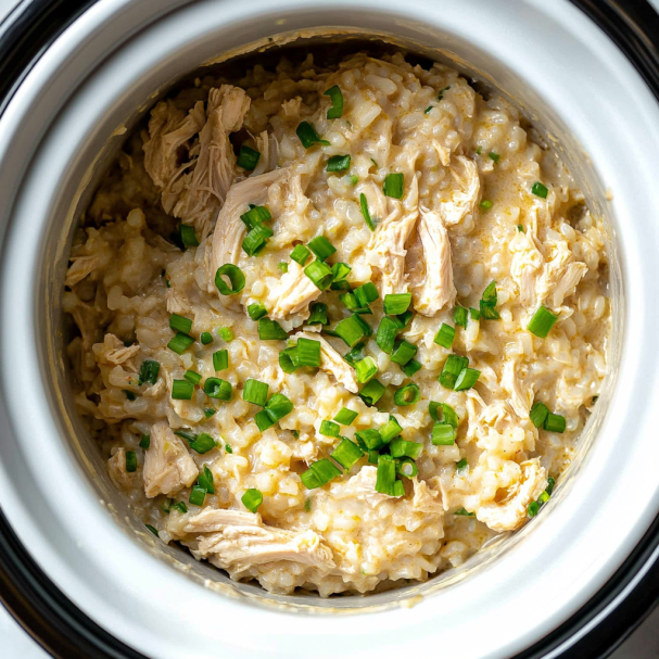 One-Pot Crockpot Chicken and Rice That’s Pure Comfort Food Gold!