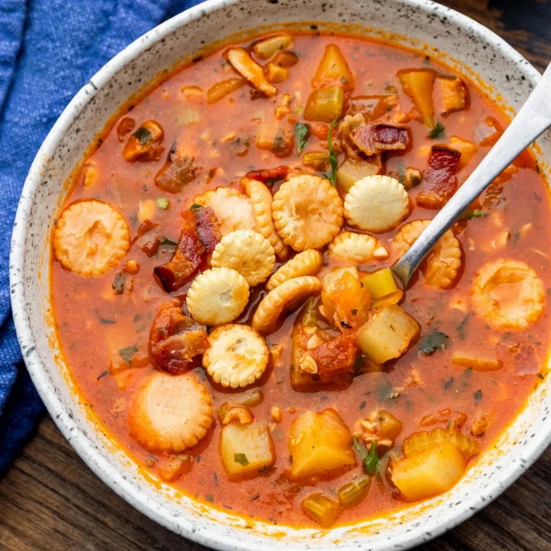Easy Manhattan Clam Chowder Recipe - Cozy Comfort Food