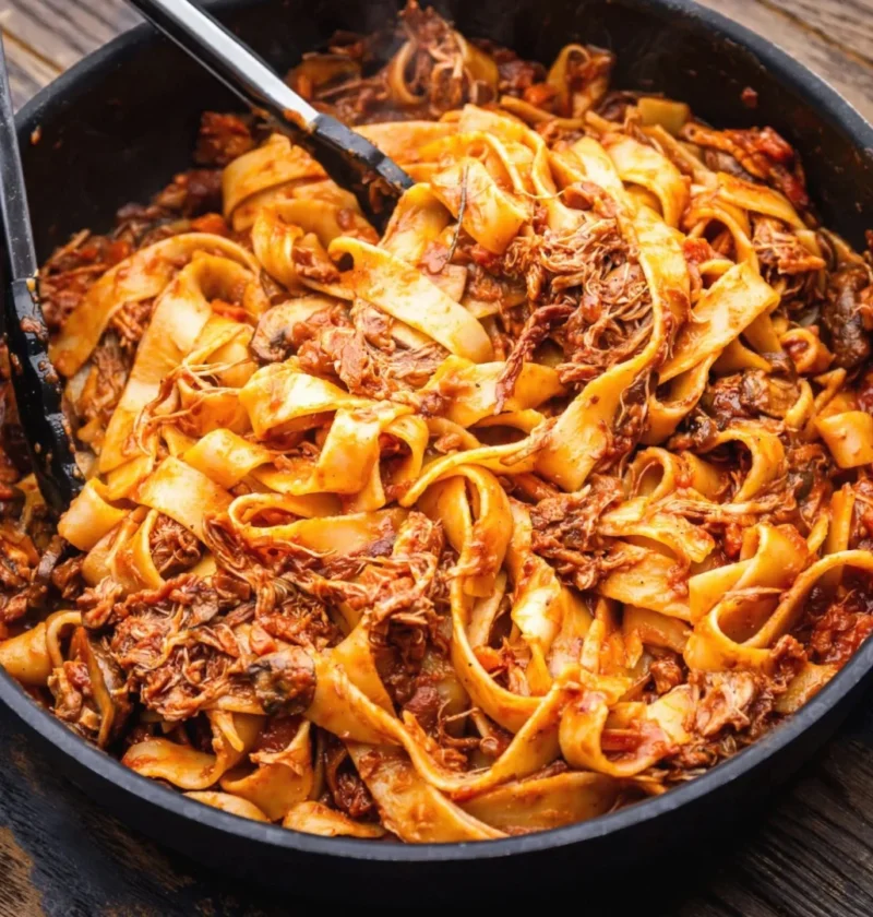 Hearty Chicken and Mushroom Ragu
